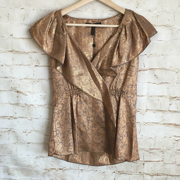 BCBGMaxAzria Tops - BCBGMAXAZRIA Size Small Gold Short Sleeve Woven Jacquard Blouse NWT